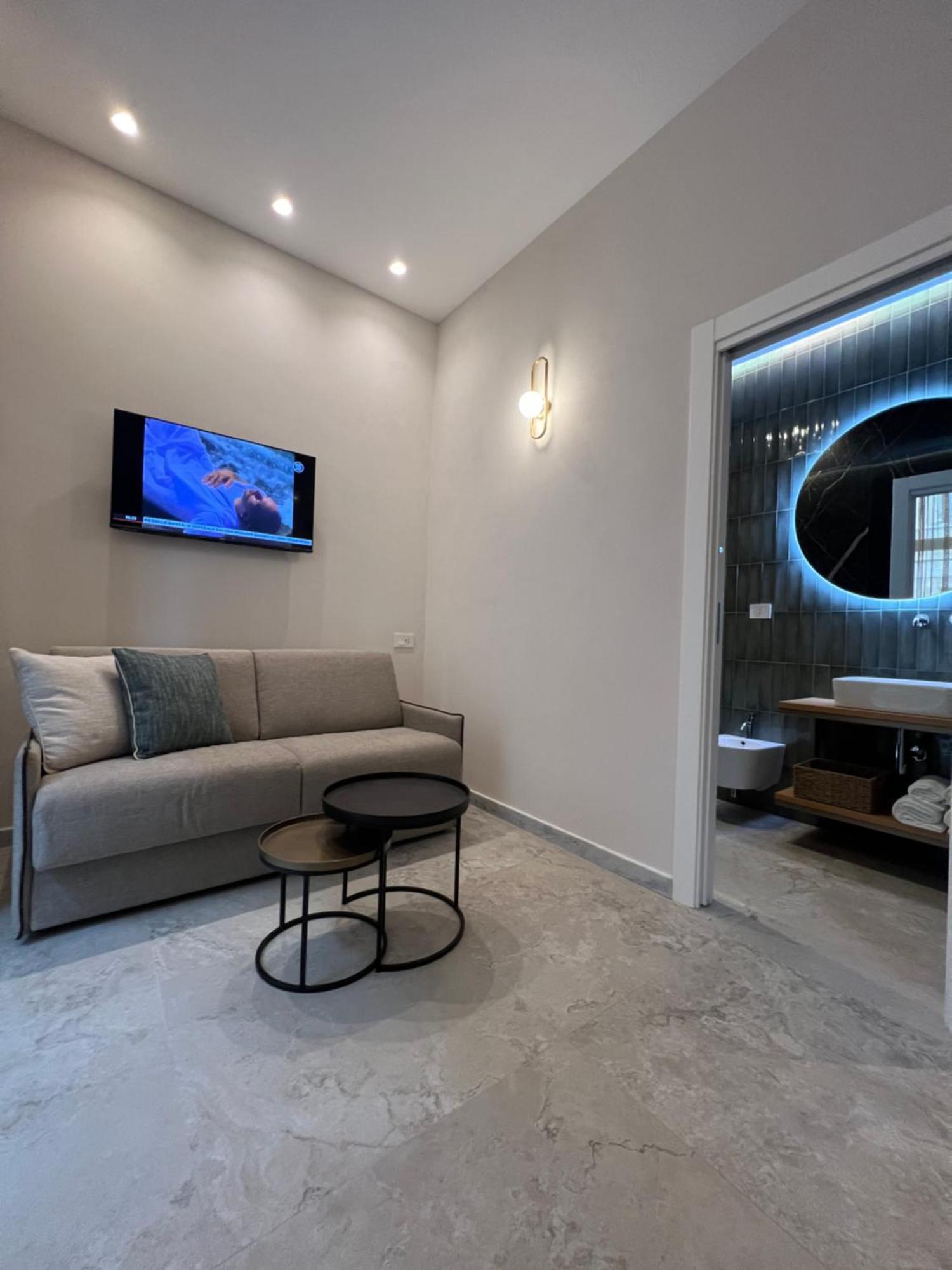 Elegant Rooms Специя Екстериор снимка