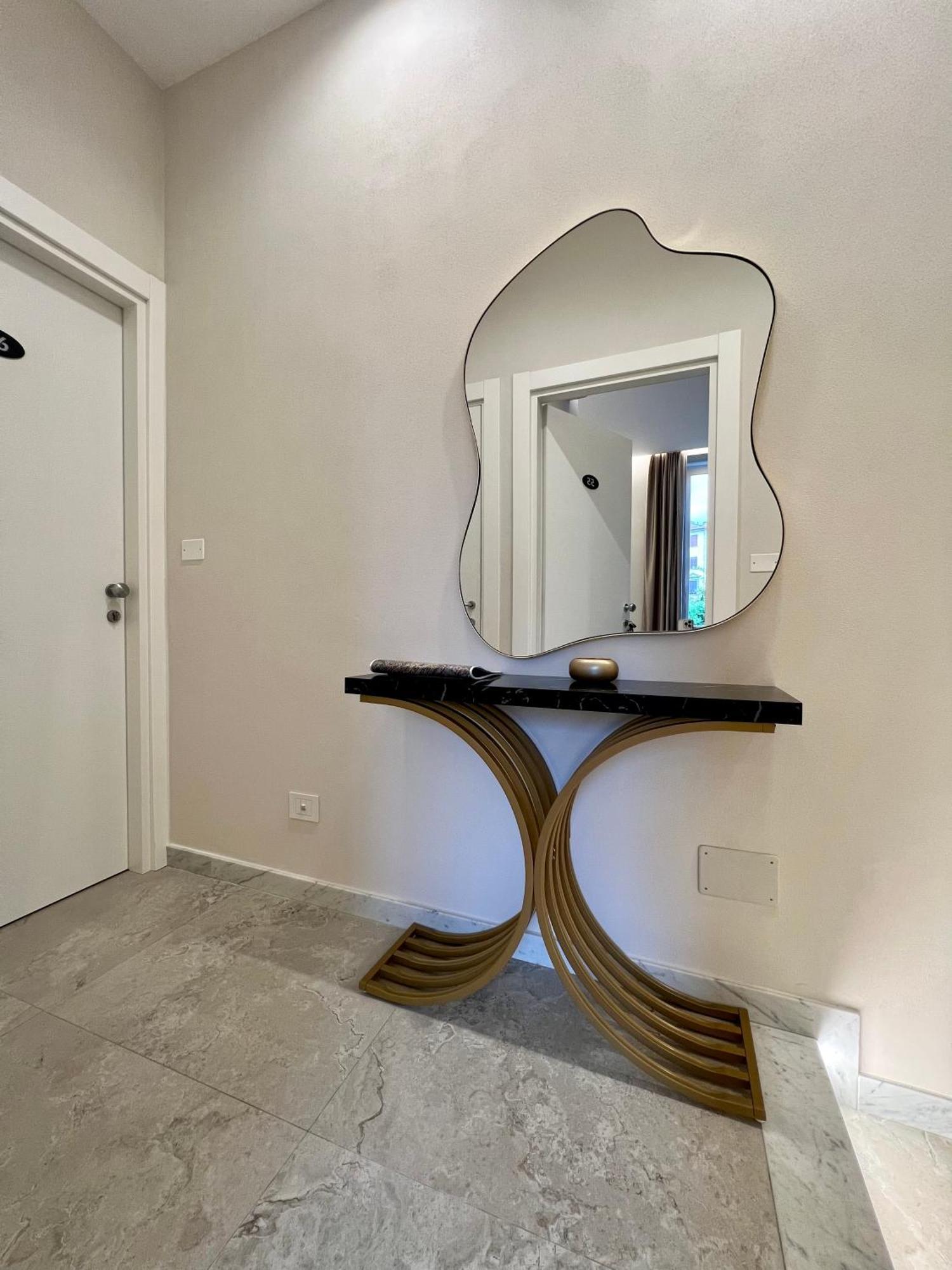 Elegant Rooms Специя Екстериор снимка